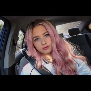 Meet your Posher, Phoebe